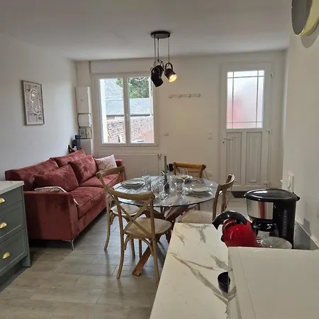 Сasa de vacaciones Maison De Laure *